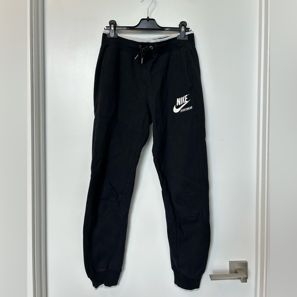 Nike Sweatpants
